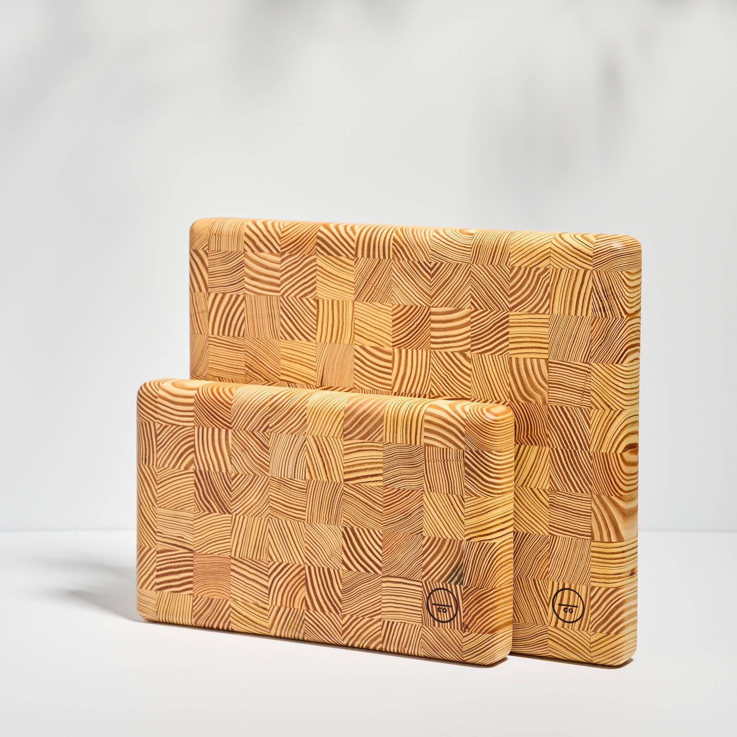 End Grain Cutting Board in Southern Yellow Pine - Jasper: Medium